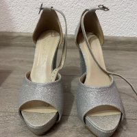 Официални дамски обувки с ток , снимка 1 - Дамски елегантни обувки - 43805730