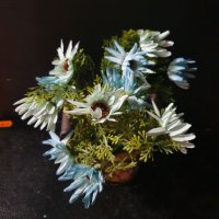Изкуствени цветя в метална кашпа, снимка 7 - Изкуствени цветя - 35349563