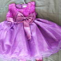 Виолетова рокля обличана само веднъж за снимки за първа година., снимка 1 - Бебешки рокли - 43265065