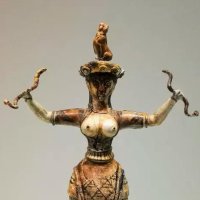 Красива статуя Минойска богиня със змии ( липсват змийте ) височина - 20 х 11 см, еротика, 18 + , снимка 5 - Антикварни и старинни предмети - 43169750