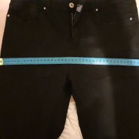 Дамски черен панталон, снимка 4 - Панталони - 43321155