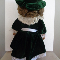 Продавам колекционерска кукла J. Mira, снимка 3 - Колекции - 36392441