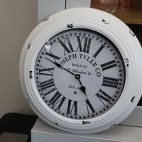 Бял ретро стенен часовник, снимка 3 - Стенни часовници - 40491660