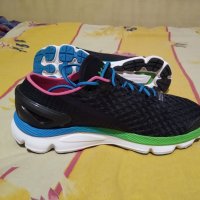 Дамски маратонки за бягане Under Armour SpeedForm Gemini 2 EU 40.5 26 см., снимка 7 - Маратонки - 43952753