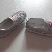Обувки, снимка 3 - Детски обувки - 26479717