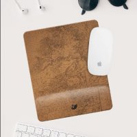 Подложка за мишка, Brown, Mousepad с накитник, снимка 1 - Джойстици и геймпадове - 39776433