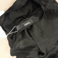 Черна къса секси пола сатен, чисто нова с нейно коланче, с цип, снимка 10 - Поли - 39217840