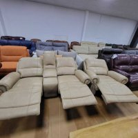 Кремав кожен диван двойка и фотьойл с ръчен релакс механизъм, снимка 4 - Дивани и мека мебел - 39955428