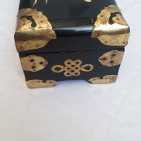 Стара китайска кутия за бижута от черно дърво и седеф, снимка 4 - Антикварни и старинни предмети - 43452723