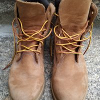 Зимни боти  Timberland 39-40 номер, снимка 2 - Дамски боти - 39301398