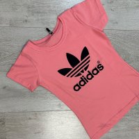 Дамска тениска Adidas, снимка 1 - Тениски - 44062598