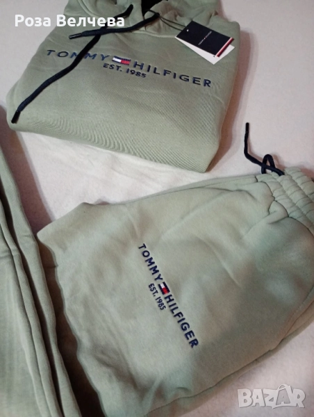 Дамски екипи , снимка 1