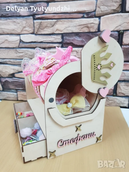  Персонализиран органайзер за диадеми "Ковчеже със съкровища" – Скривалище за аксесоари и тайни! 🎁, снимка 1