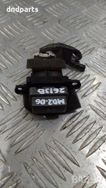 Бутон Mazda 2 2006г.	, снимка 1