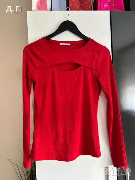Червена блуза, снимка 1