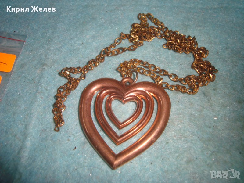 СЪРЦЕВИДНО ЗЛАТИСТО АРТ НУВО СТИЛ КОЛИЕ МЕДАЛЬОН 27404, снимка 1