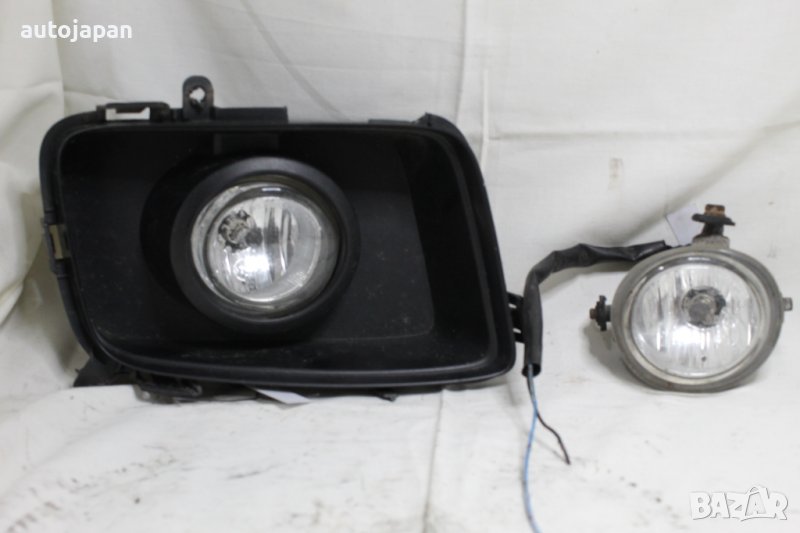 Халогени, ляв и десен халоген, лява капачка за халоген Мазда 5 2.0 146кс 05г Mazda 5 2.0 146hp 2005, снимка 1