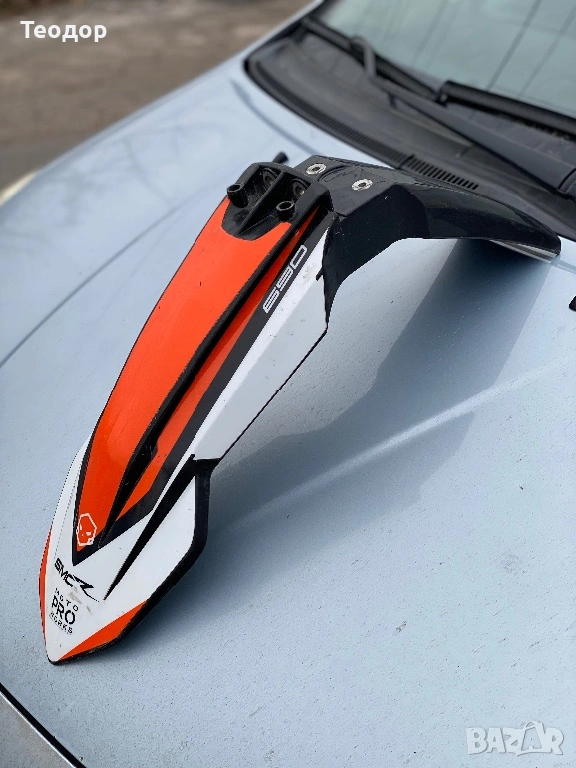 Преден калник и маска за КТМ Дуке 690 , снимка 1