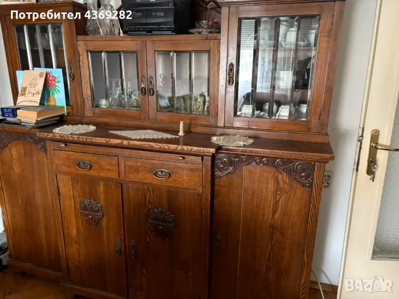 Старинни бюфет и шкаф, снимка 1