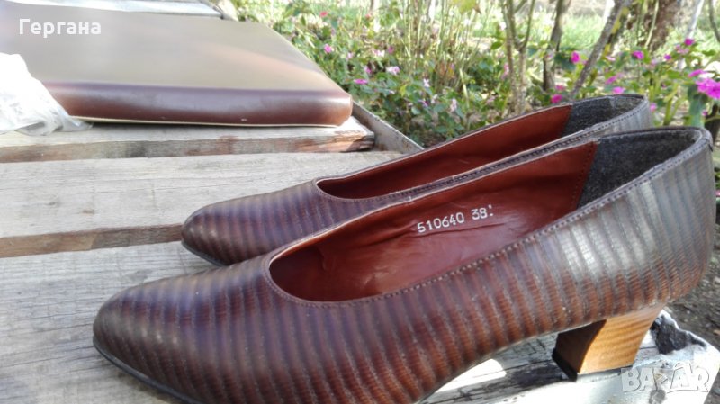 кафеви обувки на Флавия, снимка 1