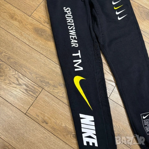 Мъжко долнище Nike Swoosh Sportswear | S размер, снимка 3 - Спортни дрехи, екипи - 53510154