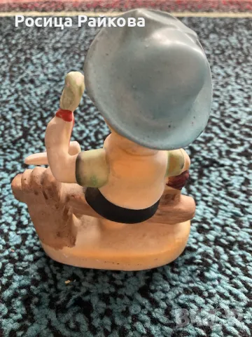 Малка статуетка, снимка 2 - Статуетки - 48677266