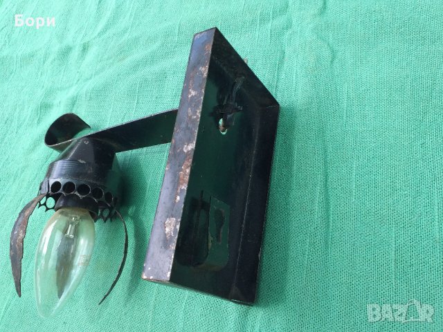 Стар метален аплик, снимка 5 - Лампи за стена - 33216165