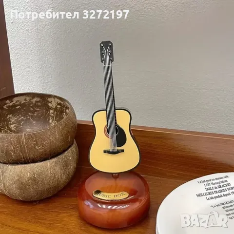 Ръчно изработена въртяща се музикална кутия с форма на китара в ретро стил, механична