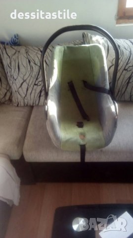 Бебешко кошче за кола