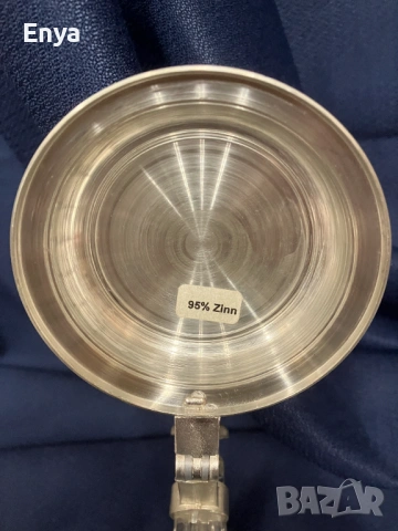 Фасетирана стъклена халба с капак и място за гравиране, снимка 3 - Антикварни и старинни предмети - 53355455