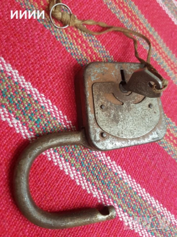 Катинар ELZEHT, снимка 2 - Антикварни и старинни предмети - 53203131