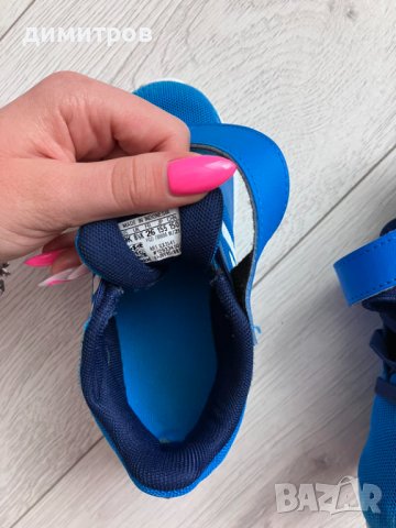 Детски оригинални маратонки adidas 26 номер , снимка 2 - Детски маратонки - 38013910