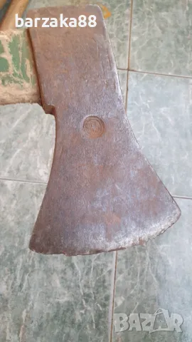 Стар Топор Брадва с маркировка, снимка 1