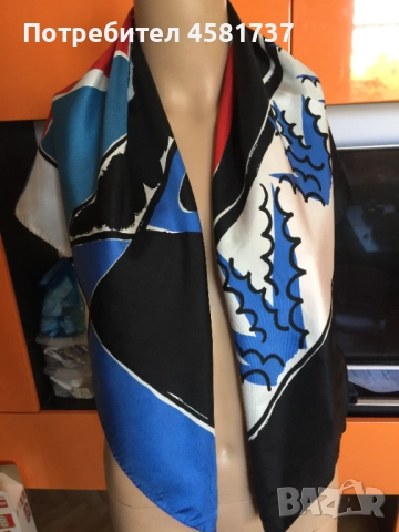 Копринен шал с десен репродукция на картина на César Manrique, снимка 6 - Шалове - 51759046