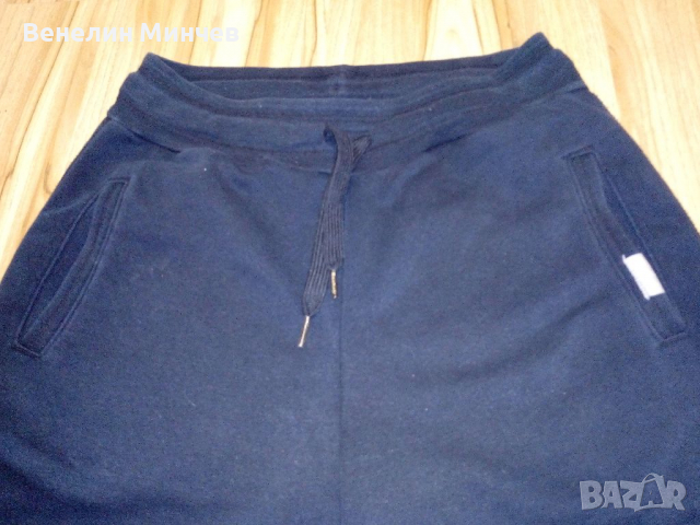 Дамско спортно долнище Reebok, снимка 2 - Къси панталони и бермуди - 36458366