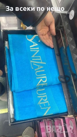 Yves Saint Laurent Луксозни Хавлии - 2бр. в кутия - Налични Различни Цветове Код E611, снимка 3 - Хавлиени кърпи - 50957732