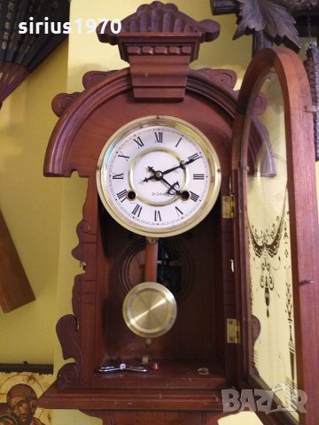 31 дневен с дърворезба стенен часовник Конкордия, снимка 2 - Стенни часовници - 33619692