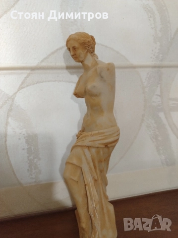 Прекрасна статуетка на Венера Милоска, красива изработка ръчна работа 26см височина,без забележки , снимка 2 - Антикварни и старинни предмети - 51977420