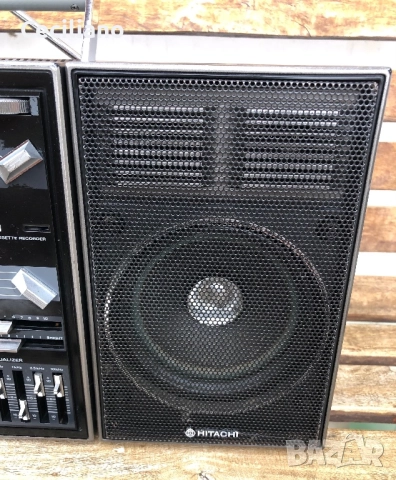 Радиокасетофон BOOMBOX! – HITACHI TRK-9300W(Japan), снимка 4 - Радиокасетофони, транзистори - 52884176