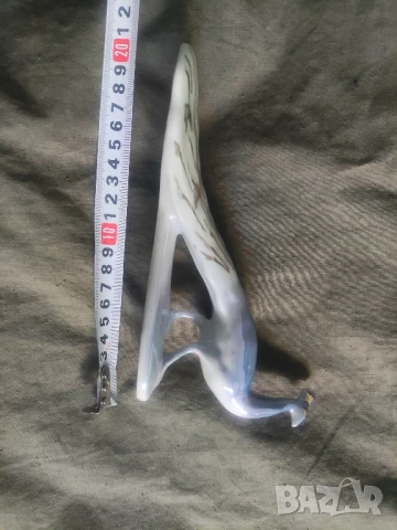 Продавам Продавам порцеланов пепелник Баба Вида и порцеланов фигурка паун, снимка 11 - Фигурки - 50744744