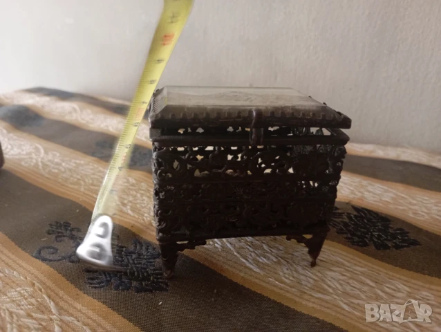 Стара филигрирана кутийка, снимка 2 - Други ценни предмети - 50836614