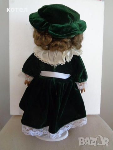 Продавам колекционерска кукла J. Mira, снимка 3 - Колекции - 36392441