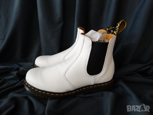 Нови и Намалени Dr. Martens 2976 Yellow Stitch Smooth Leather Chelsea Boots Мъжки Боти Номер 44, снимка 5 - Мъжки боти - 39171028