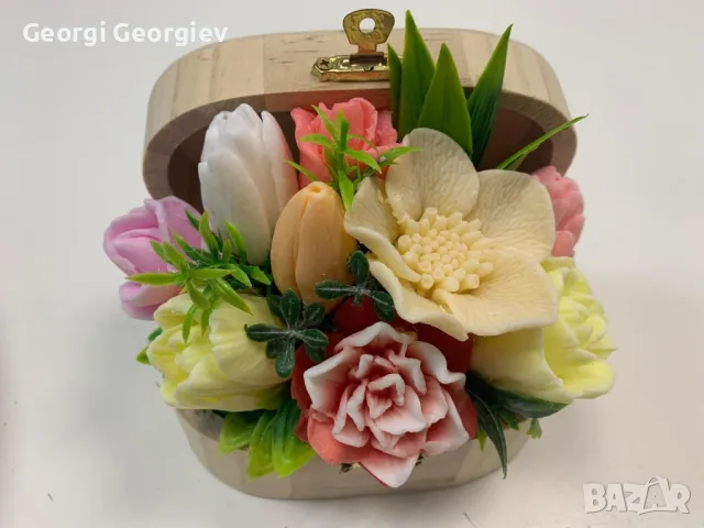 цветя изработени с глицеринов ароматен сапун и Българска роза , снимка 16 - Декорация за дома - 50104898