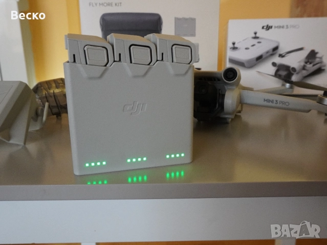 DJI Mini 3 Pro Combo – Отлично състояние + аксесоари, снимка 4 - Дронове и аксесоари - 52623807