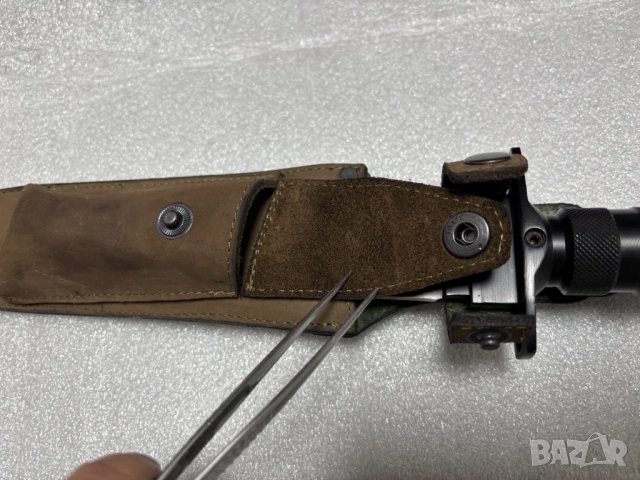 Голям Тактически нож Boker Magnum Survivalist с Кания/естествена кожа/, снимка 11 - Ножове - 53463637