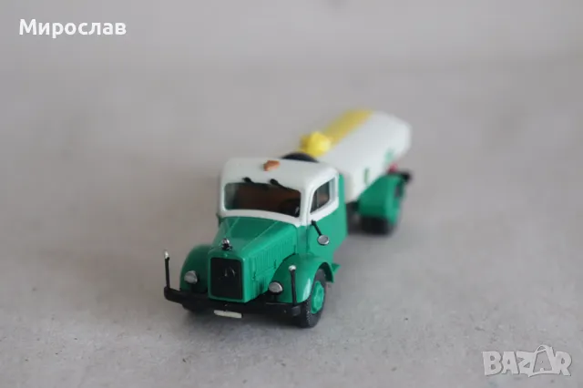 ROCO?? 1:87 H0 MERCRDES BENZ КАМИОН ЦИСТЕРНА МОДЕЛ КОЛИЧКА, снимка 2 - Колекции - 49651431