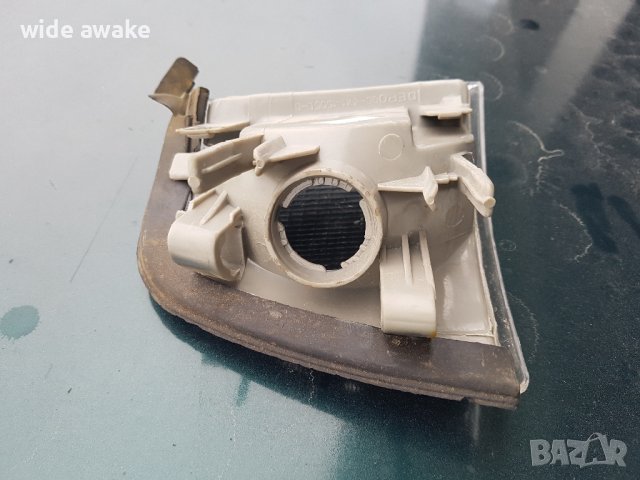 Ляв мигач Audi 80, снимка 4 - Части - 43835542