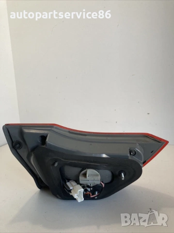 Вътрешен десен стоп за KIA Magentis 2.0 CRDi (2009), снимка 3 - Части - 53272041