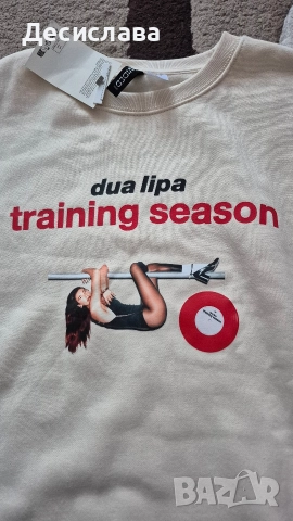 НОВ Светлобежов суиътшърт с принт Дуа Липа H&M/ Dua Lipa, снимка 3 - Суичъри - 52802740